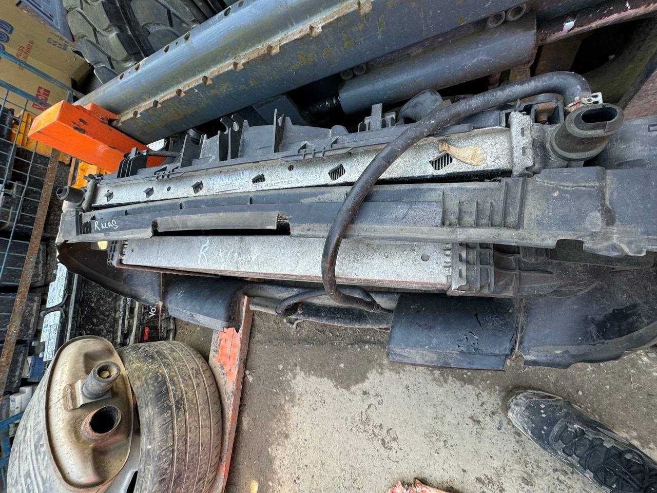 Блок Радіаторів в зборі до Mercedes-Benz R-Class 2008 3.0 Дизель