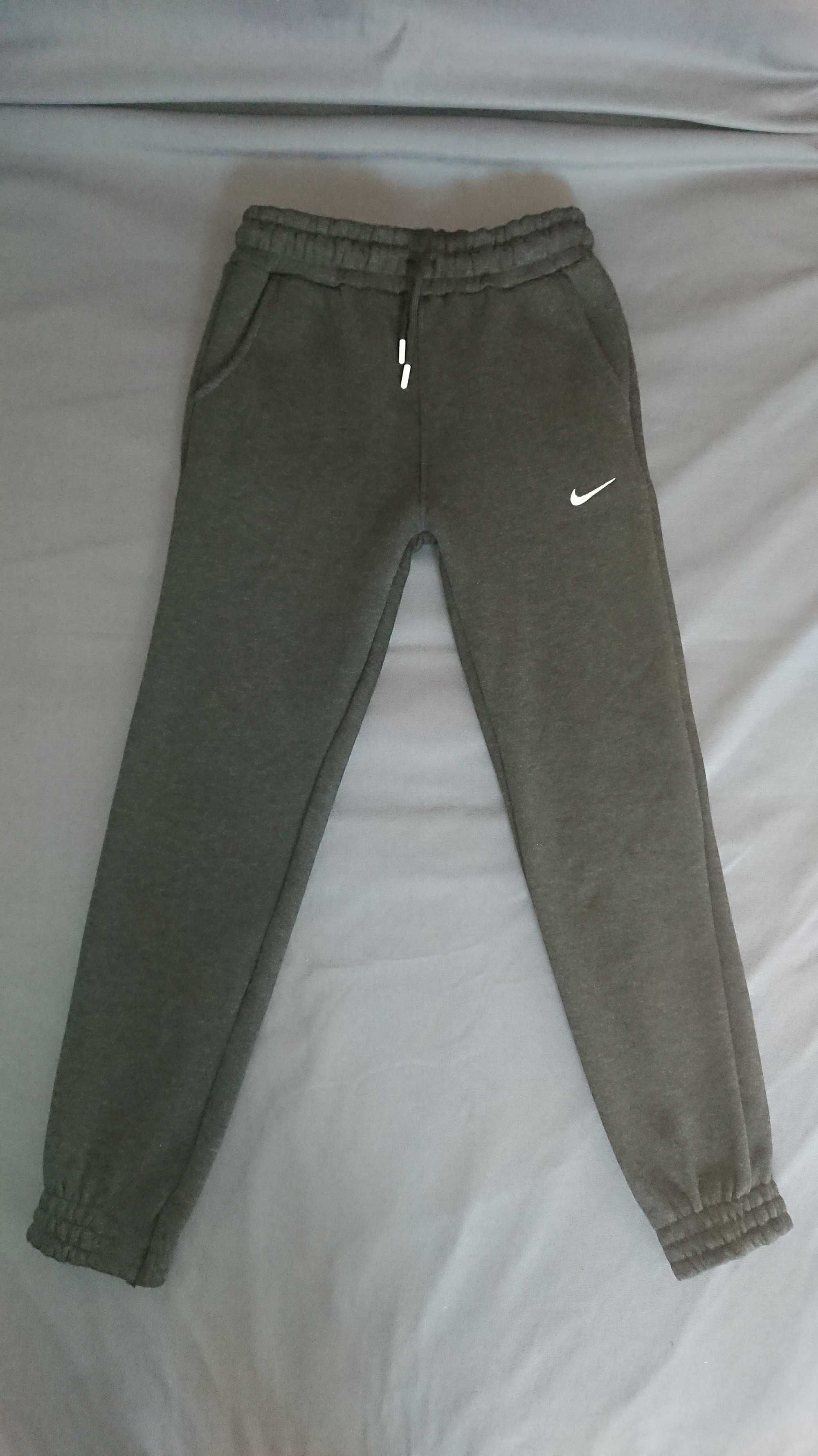 Spodnie bawełniane dresowe Nike rozmiar S bawełniaki dresy