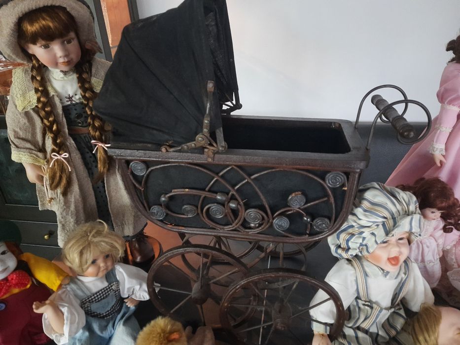 Коляска декорація гарний стан