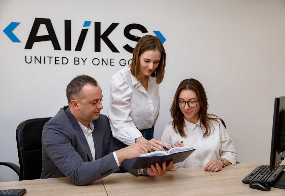 Програма для послуг і записів. Облік без зайвих зусиль