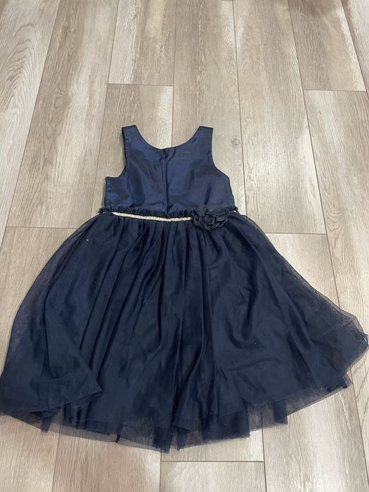 Святкова сукня. Сукня H&M