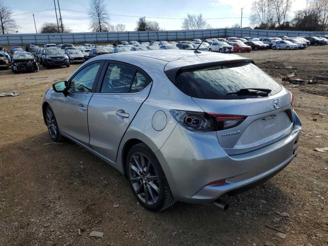 Mazda 3 Touring 2018