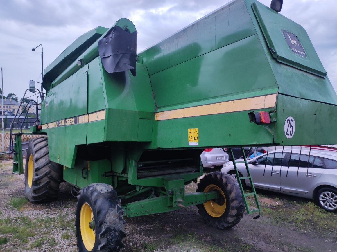 Kombajn zbożowy John Deere 2054 Hill Master