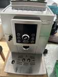 Ekspres do kawy delonghi