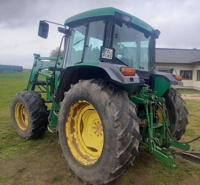 Ciągnik JOHN DEERE 6110SE 85KM z ładowaczem czołowym turem mechaniczny
