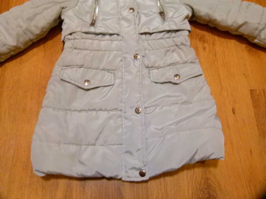 rozm 110-116 TU płaszcz zimowy srebrny / siwy gruby