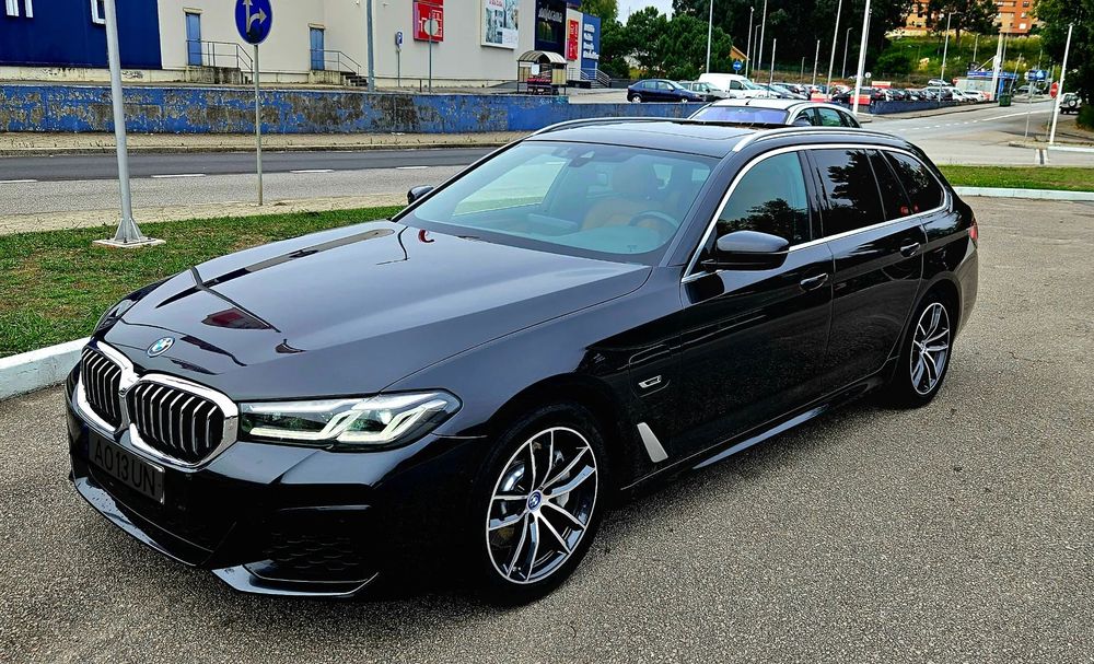 BMW 530 e Pack Desportivo M