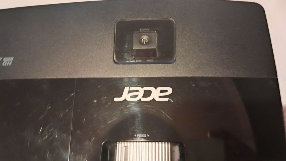 Sprzedam projektor  Acer