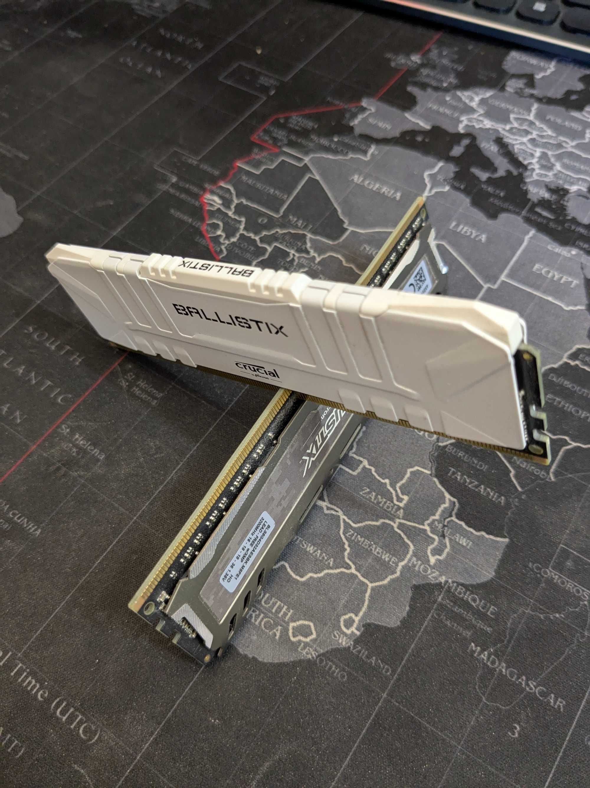 ОЗУ DDR4 2×8GB 3200MHz CL16 Crucial Ballistix