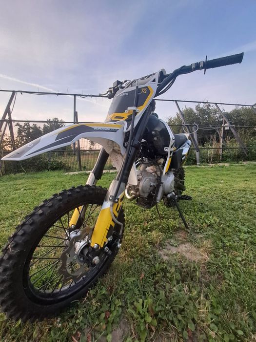 MRF 120 TTR E-START zestaw  z butami i zbroją