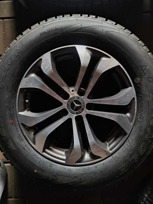 Koła zimowe Mercedes GLC 235/65r17 Triangle 2020r