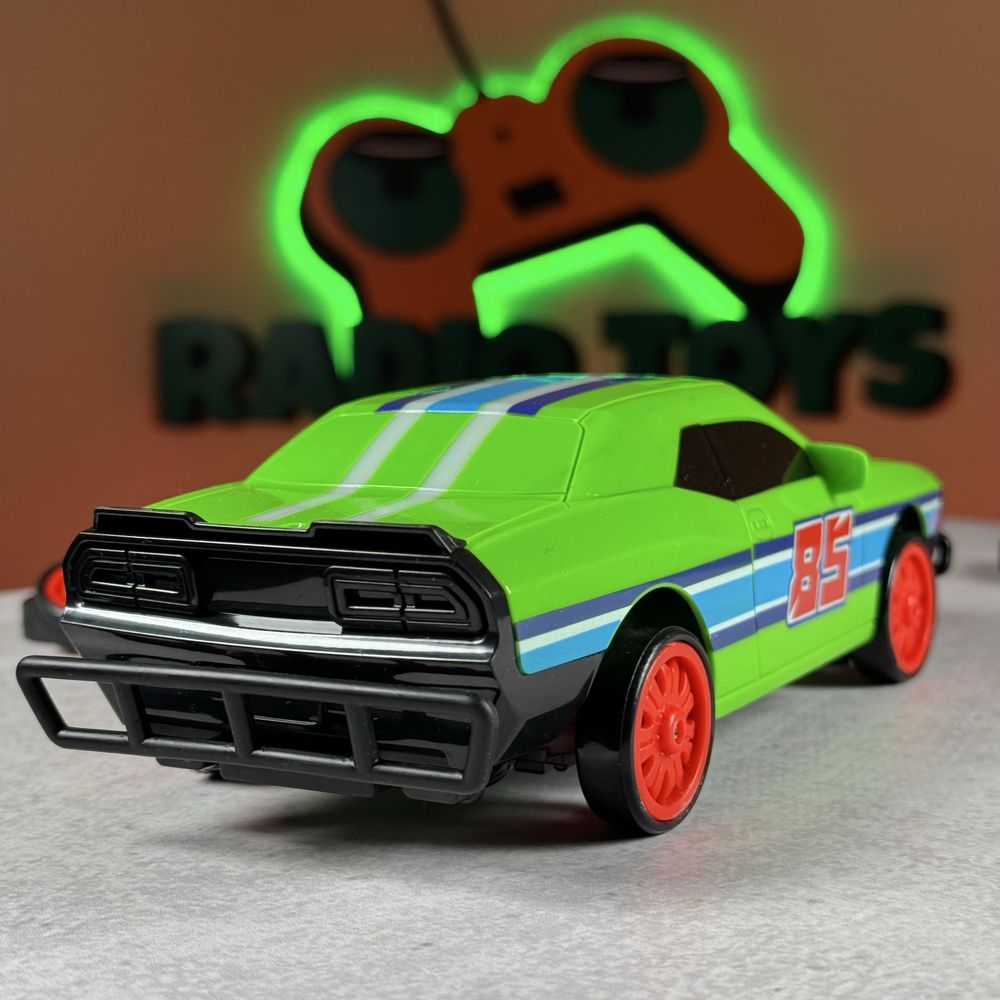 Машинка для дрифта на радиоуправлении DODGE STRONG NEON Зеленый. Дрифт
