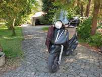 Vespa Beverly 500