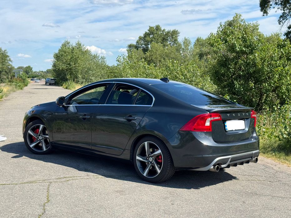 Продам машину Volvo S60 R-Design, 325 кінських сил