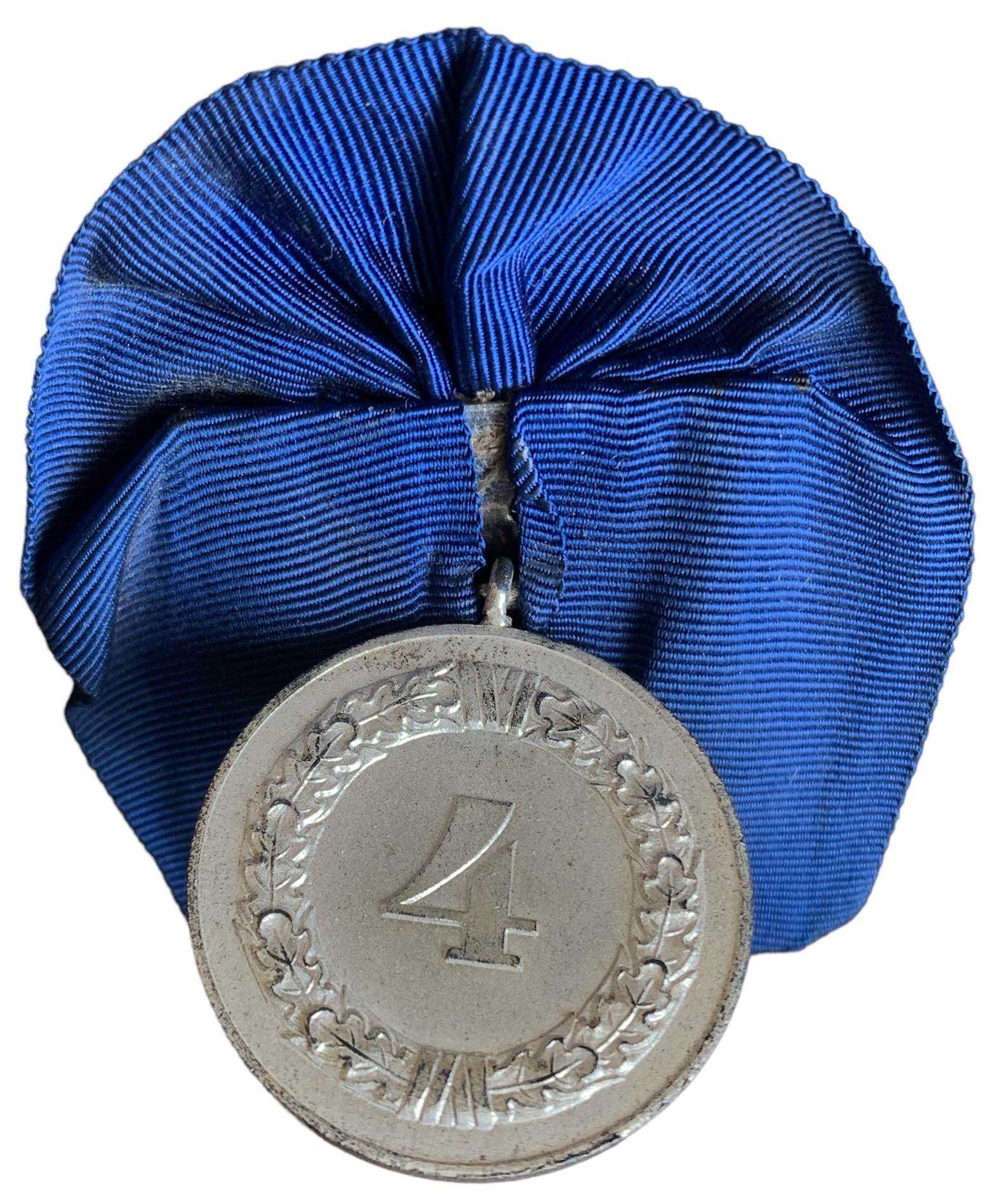 III Rzesza: Szpanga Medal za 4 lata służby w WH