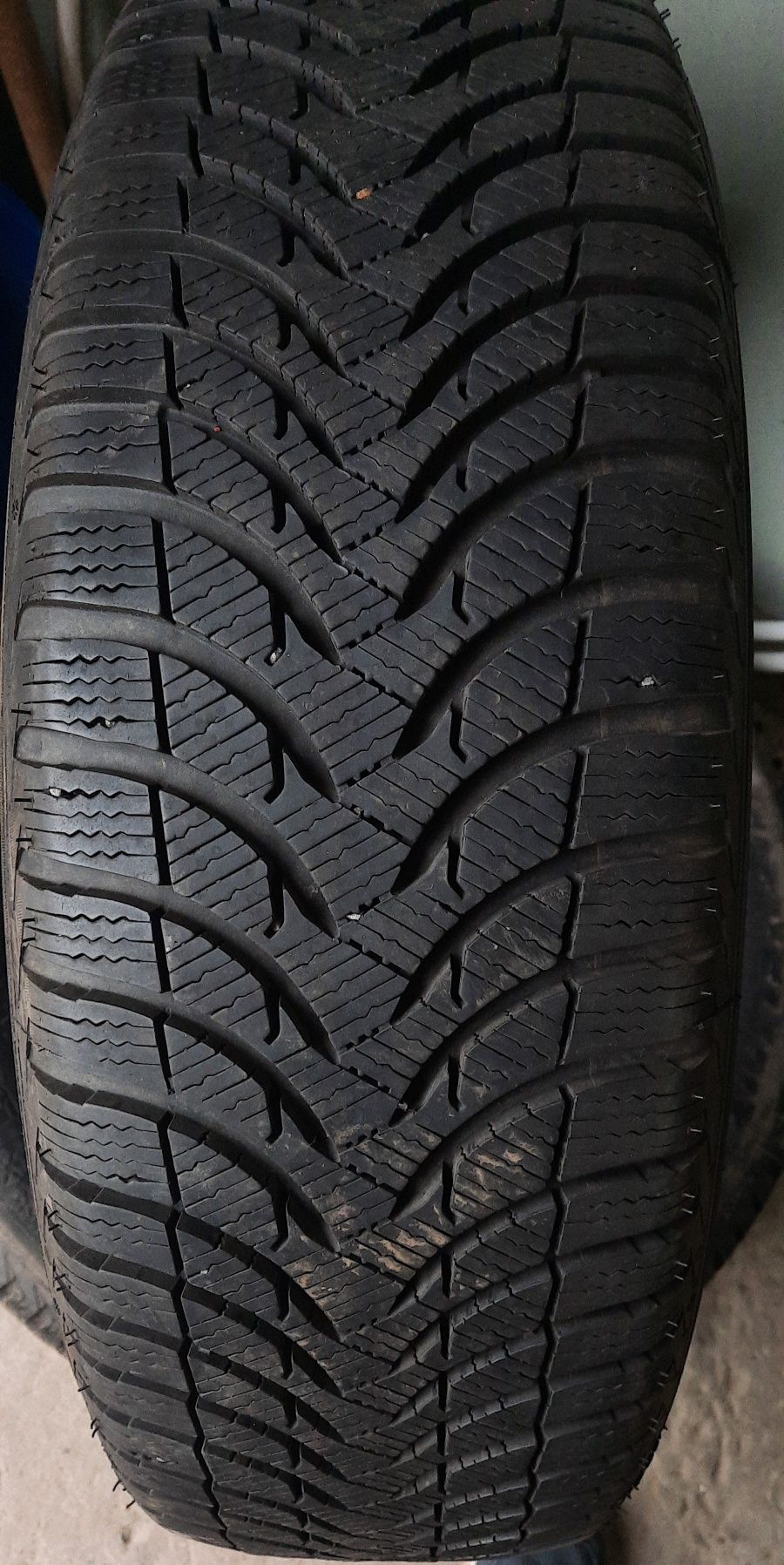 Шини Michelin 215/60/R17 зимові комплект 4шт