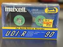 Продам аудио кассету maxell UDI-R 90  REVERSE