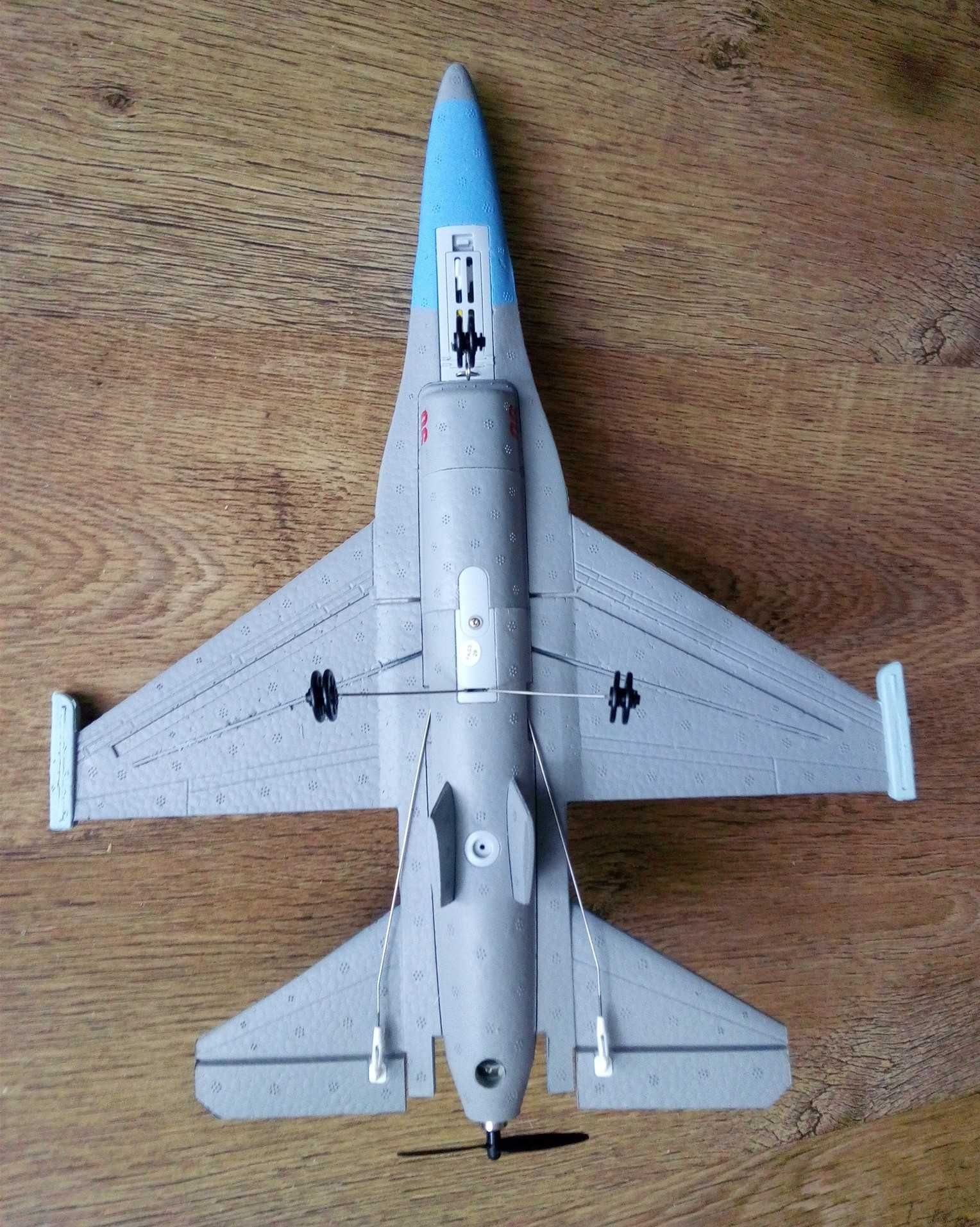 Model RC F-16 samolot RC zdalnie sterowany XK A290 4k żyro