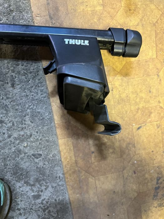 Thule багажник релинги криши 853- 2341- 07