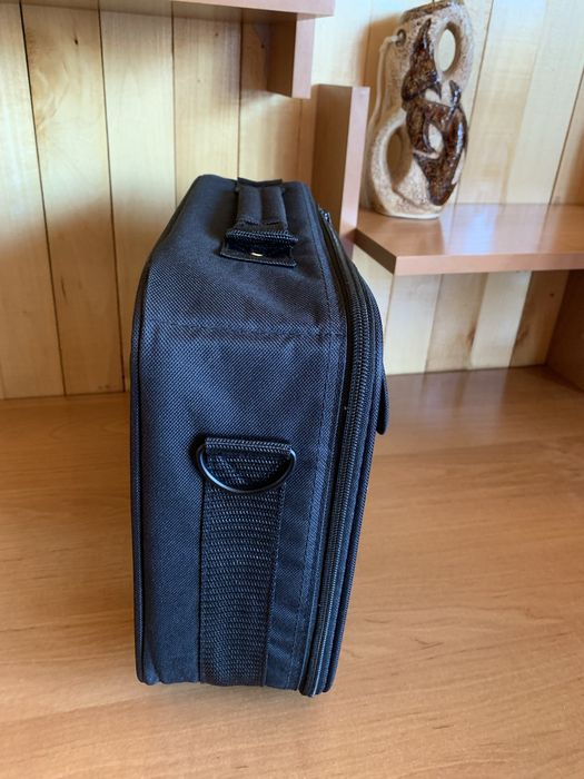 Сумка для проектора фірмена *hama*нова розміри 35*25*9 см