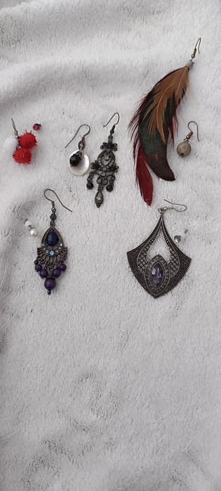 5 pares de brincos diferentes+ 2 pares brincos em cobre