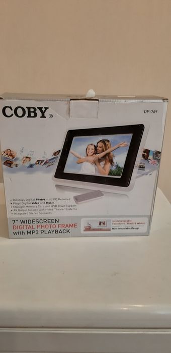 Цыфровая фоторамка Coby DP-769, 7 дюймов, новая