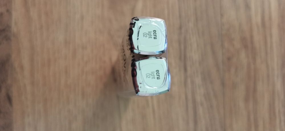 Консилер   новий