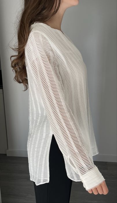 Blusa Massimo Dutti em ótimo estado de meia estação