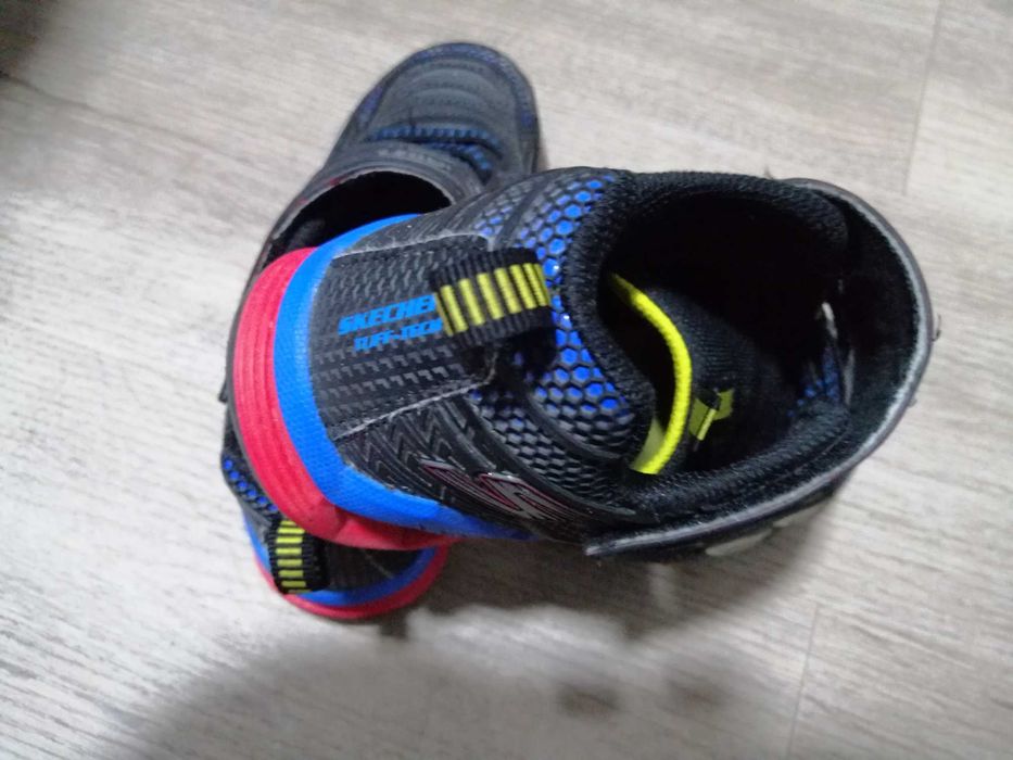 Sapatilhas,  skechers criança, tamanho 32