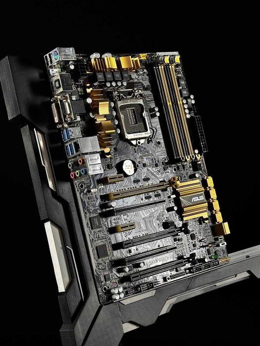 Материнская плата Asus Z87-A