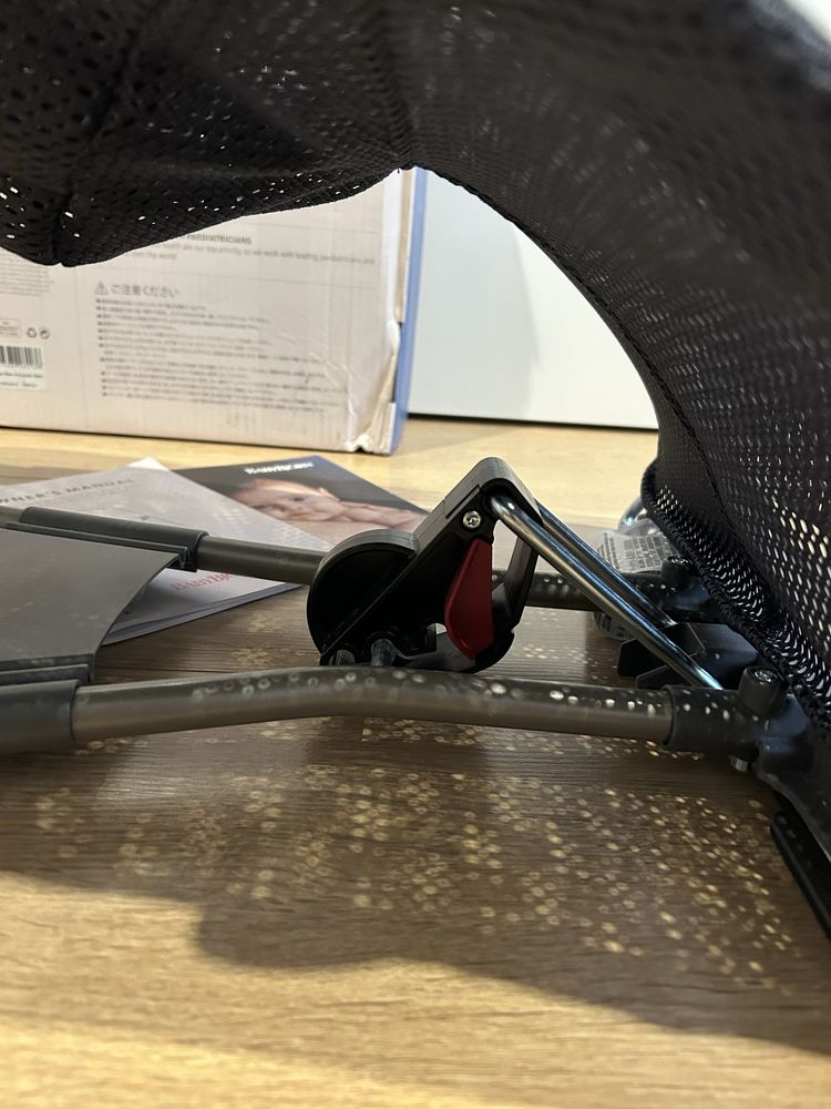 Leżaczek babybjorn  mesh antracyt