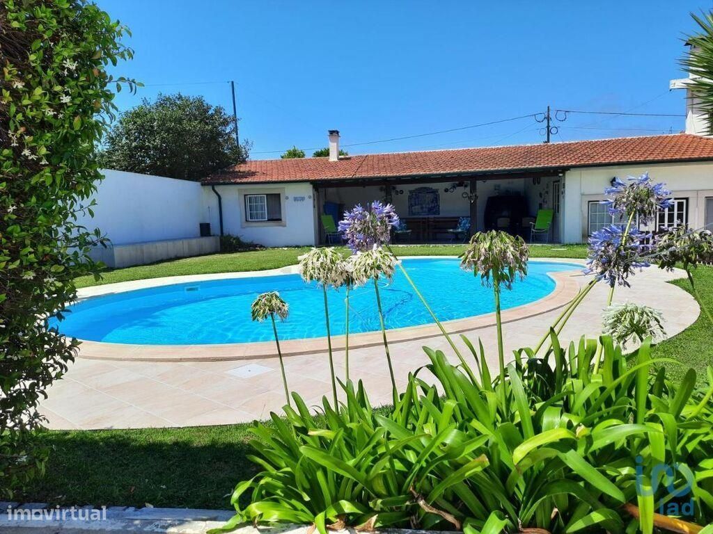 Casa / Villa T10 em Louriçal de 1000,00 m2