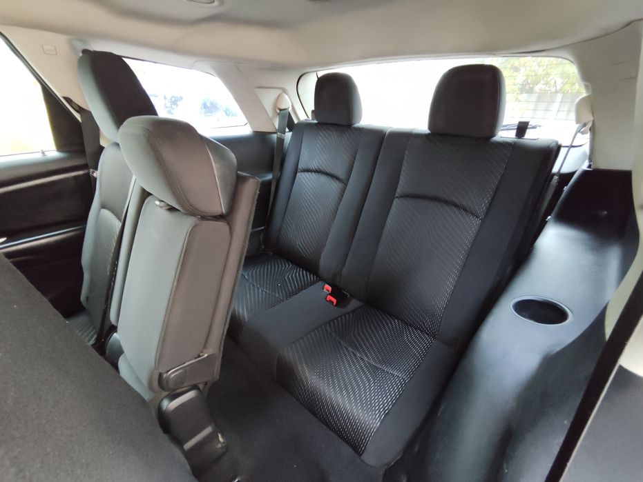 Продам Додж в отличном состоянии 7 мест