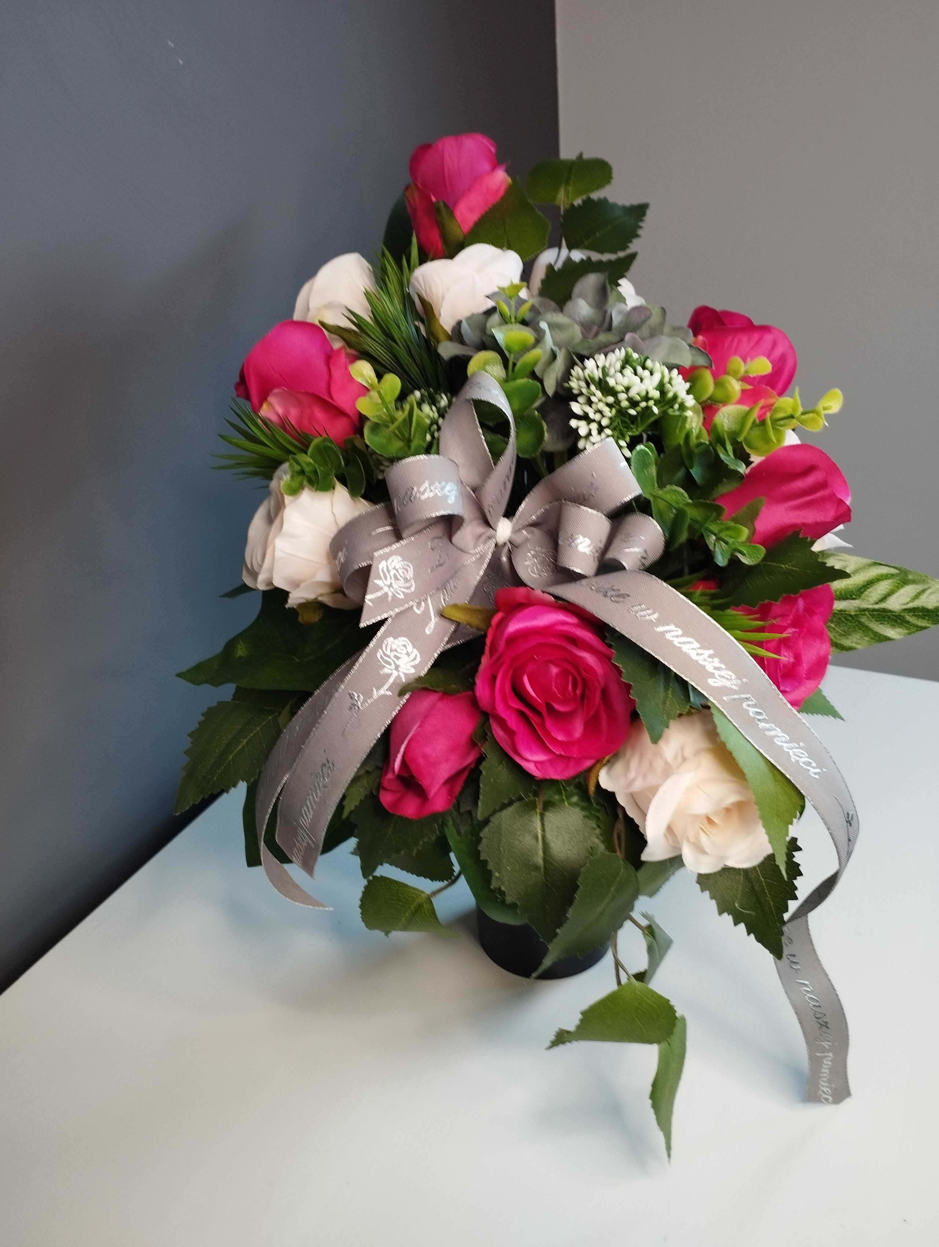 Elegancka Wiązanka Nagrobna z Kwiatów Premium