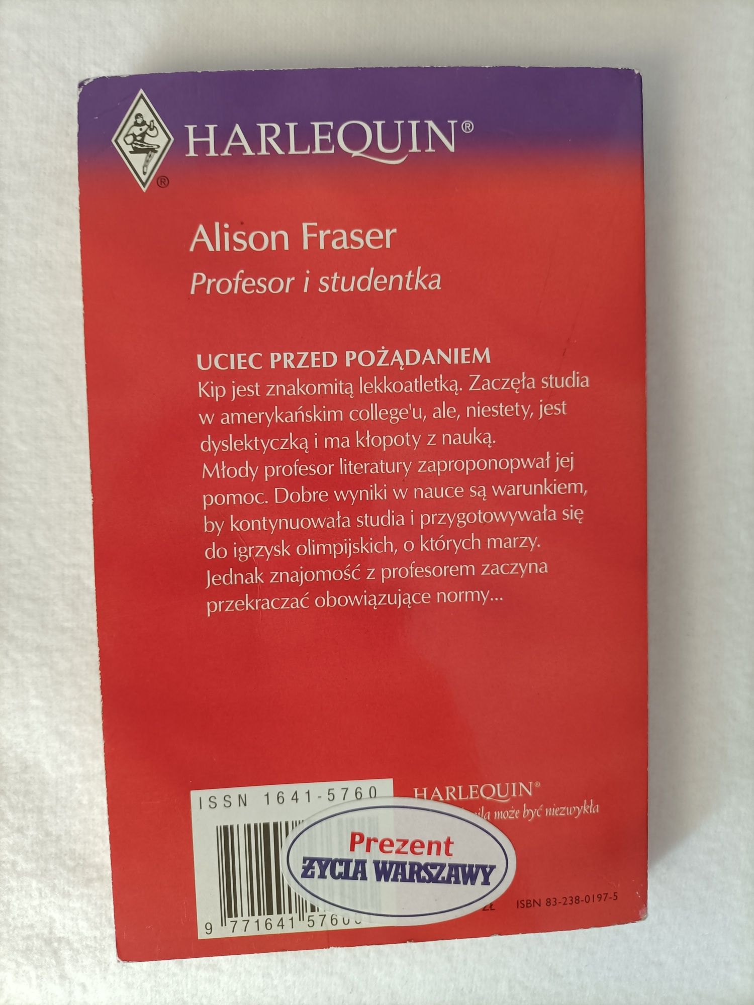 Harlequin - Profesor i studentka