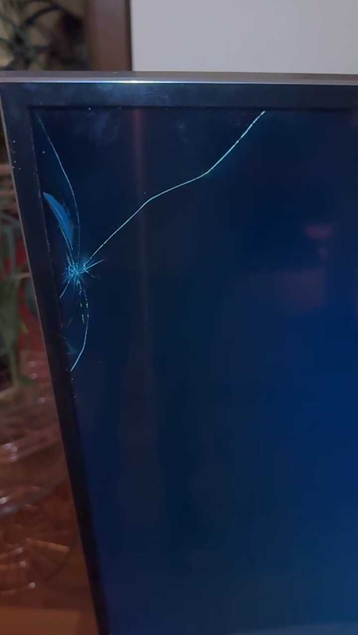 Samsung  UE49KU6640SXXH Curved  uszkodzony