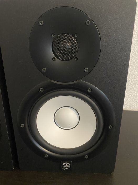 Monitores Yamaha Hs7