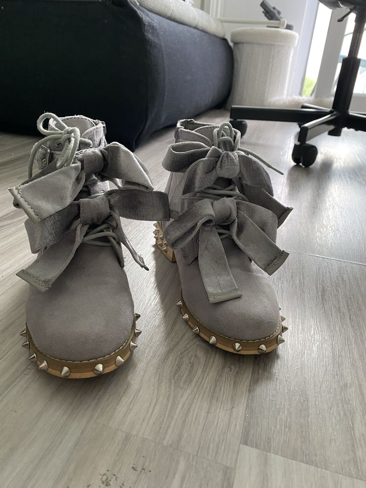 Botki buty Lu Boo 38 z ćwiekami zamszowe szare sztyblety