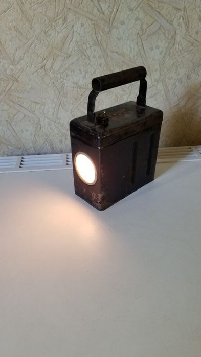 Продам старинный  ж/д фонарь.