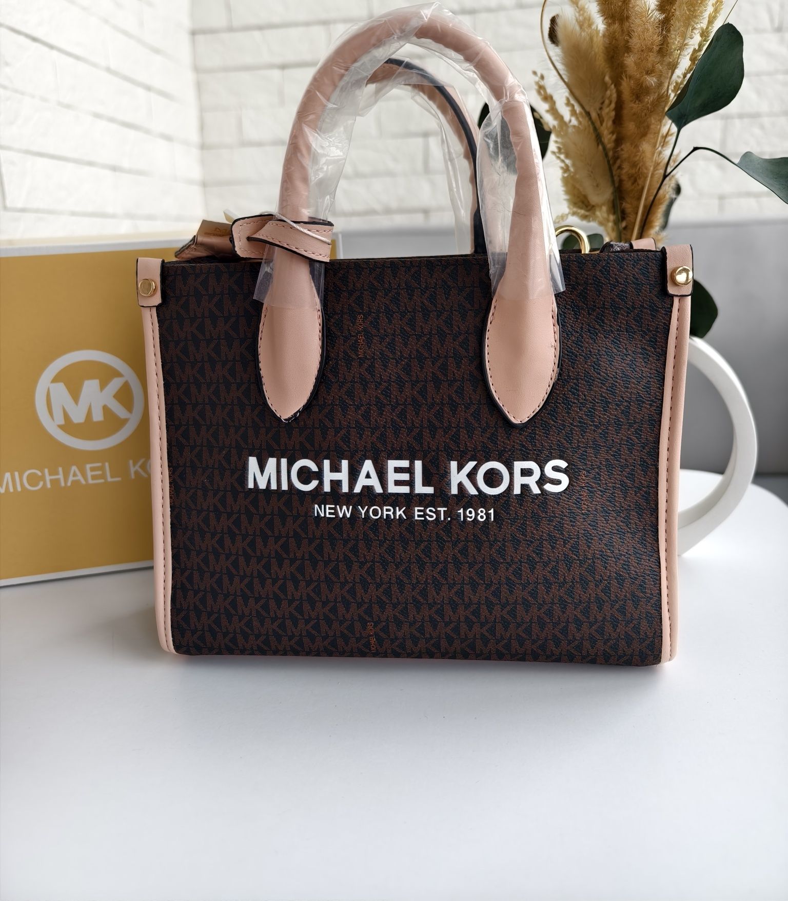 Жіноча сумочка Michael Kors