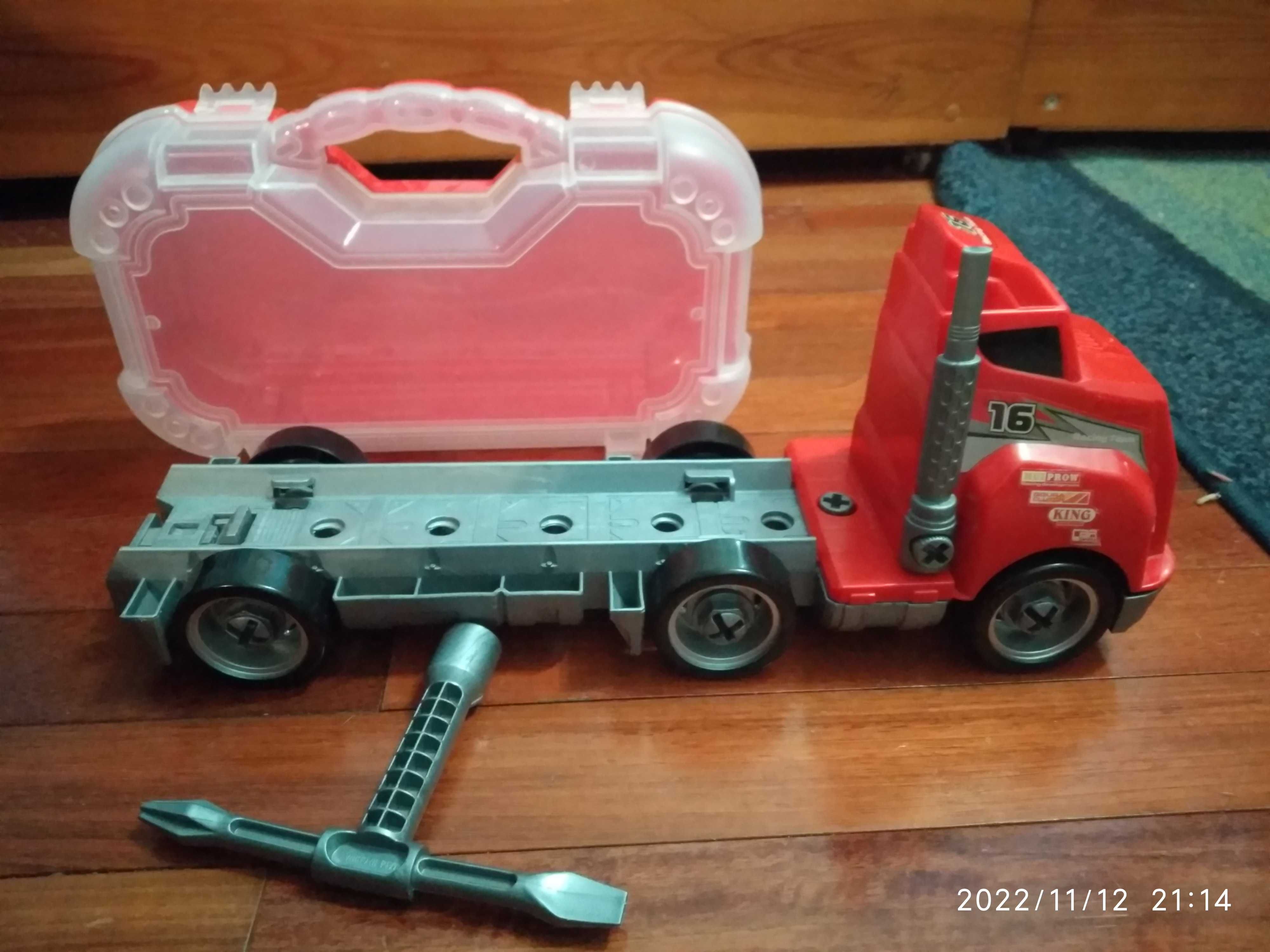 Zabawka ciężarówka rozkładana koła odkręcan