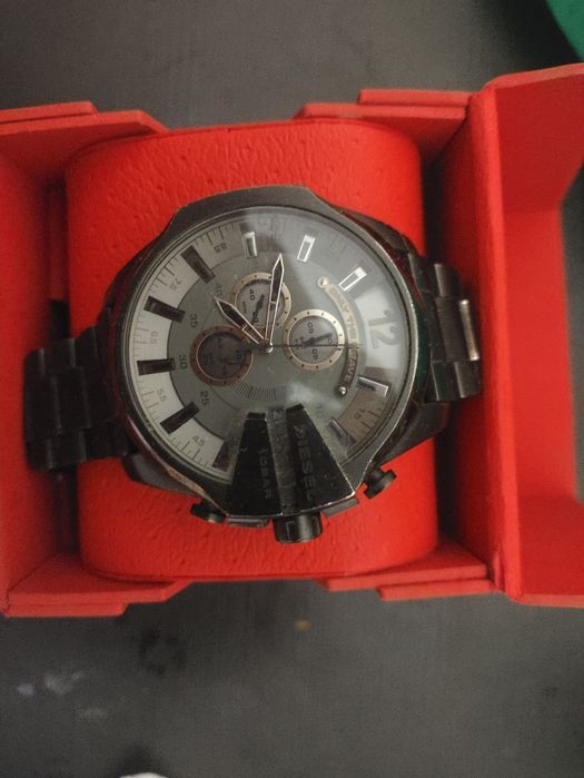 Relógio diesel novo
