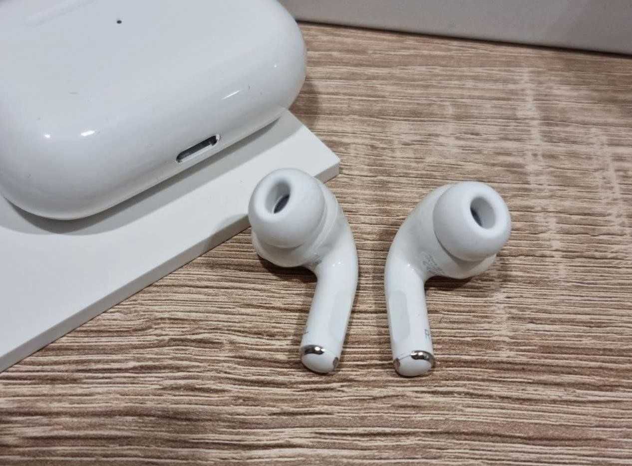 Бездротові Навушники Apple AirPods pro Чіпсет Айроха