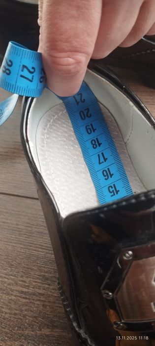 Туфлі 32 розмір лаковані
