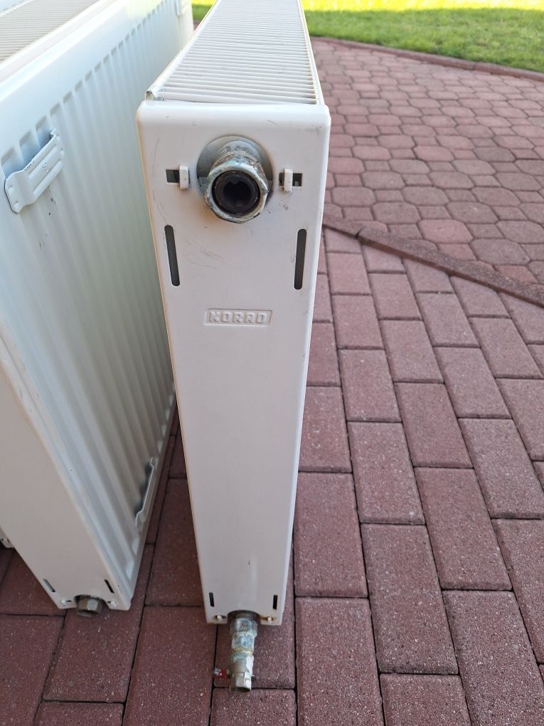 Grzejnik  90 cm.