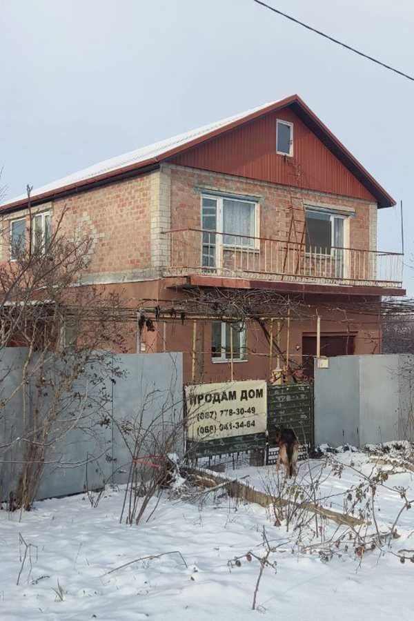 Продаж 2-поверхового будинку с.Новослобідка, 141,2 кв.м., 15 соток
