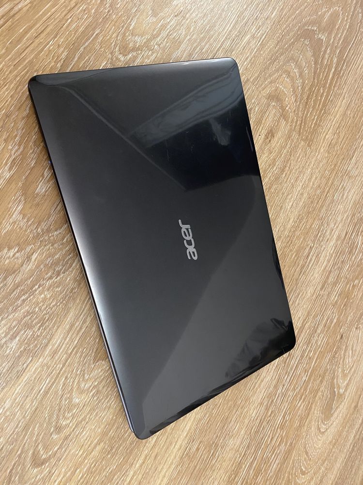 Ноутбук Acer E1-531G (хороший торг)