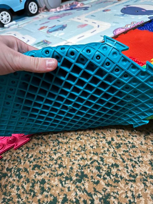 ЗНИЖКА ДО СВЯТ|Масажний ортопедичний килимок (10 пазлів)