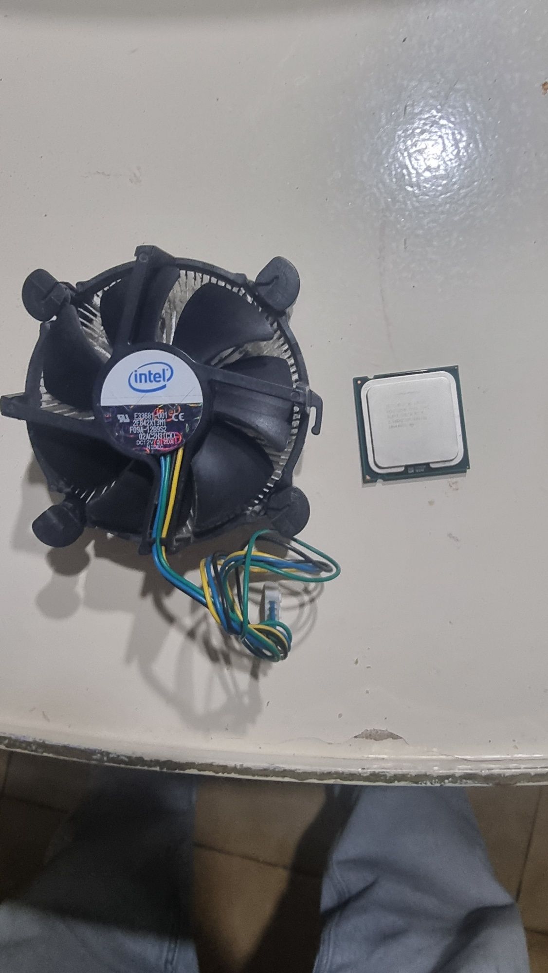 Processador Intel Pentium Dual-Core + Ventoinha