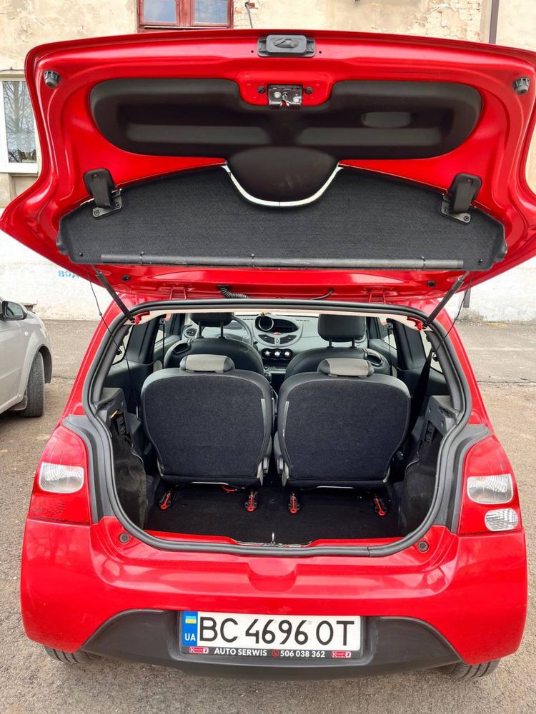 Renault Twingo 2009 рік 1.2л